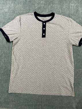 Paperdenim&cloth Men's Short Sleeve Henley Grey Micro Floral Pattern Size Medium